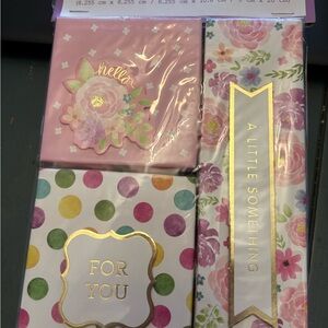Floral and Polka Dot Gift Bags Set